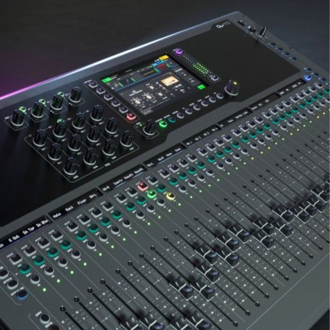 Allen & Heath Qu-7D / 12X | Consola Digital Profesional 38 In / 24 Out 96kHz con Dante