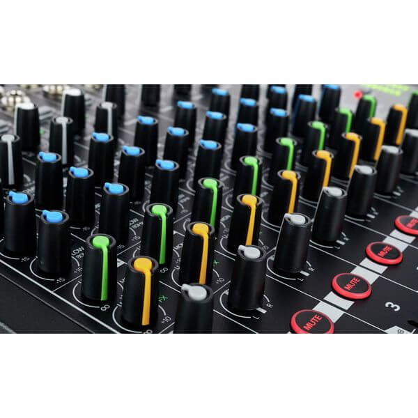 Mackie ProFX12 V3 | Mixer 12 Canales con Interfaz USB y GigFX™