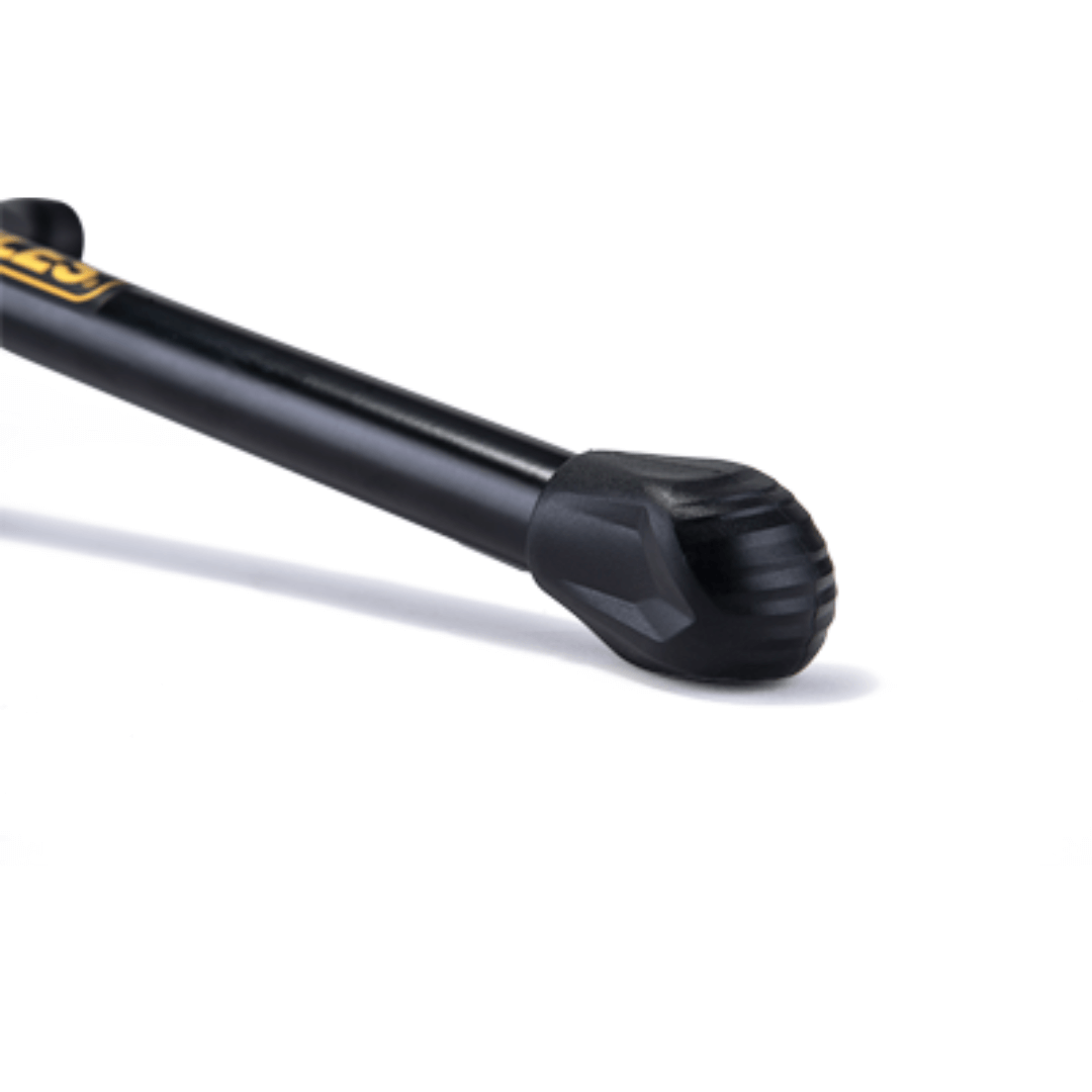 HERCULES MS540B | Soporte de Micrófono de Perfil Bajo con Brazo Telescópico Quick-N-EZ