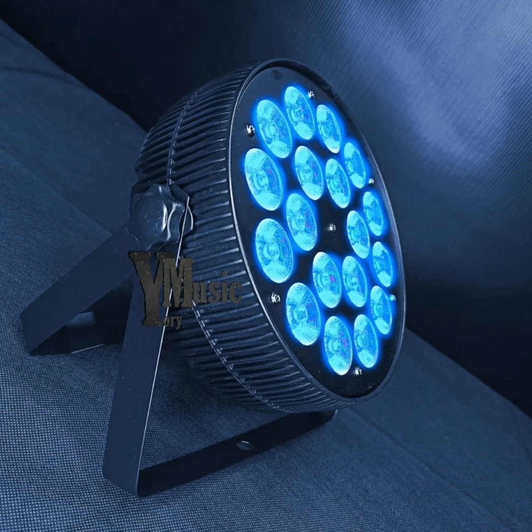 TACHO LED 18x10W 4en1 RGBW - PAR Slim Profesional con Estrobo y Ventilación Activa