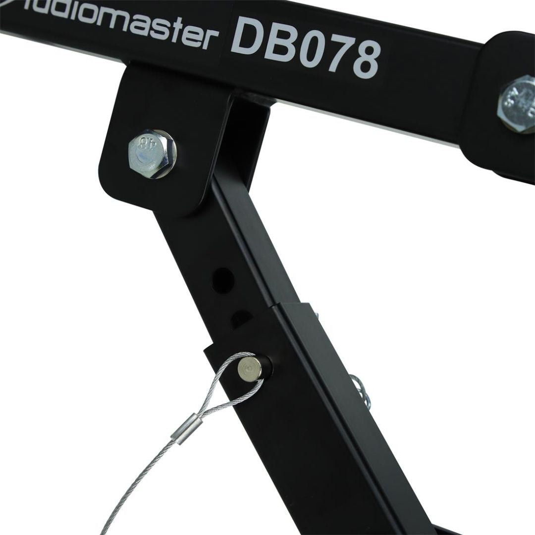 Studiomaster DB078 | Soporte de Pared para Parlante