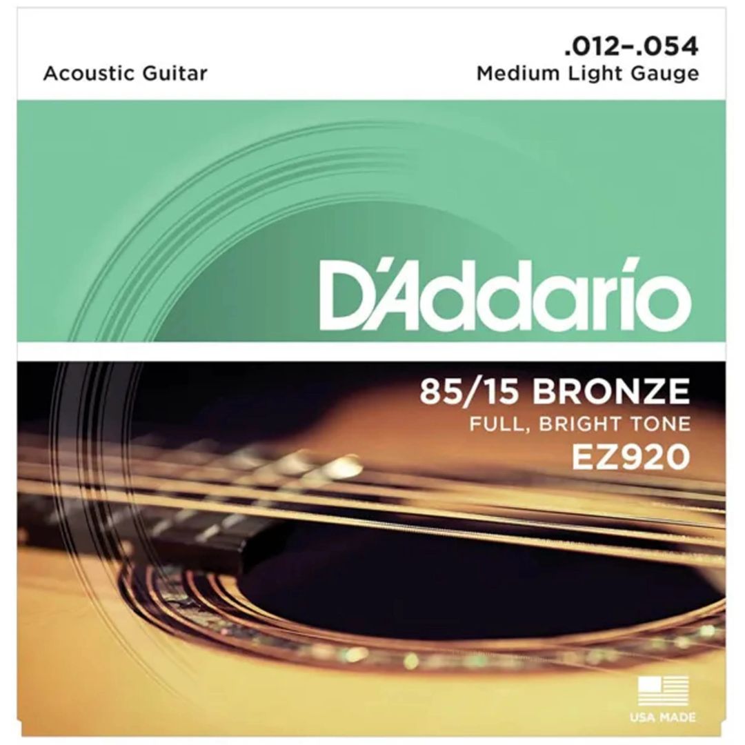 D’Addario EZ920 | Cuerdas para Guitarra Acústica 85/15 Bronze Medium Light