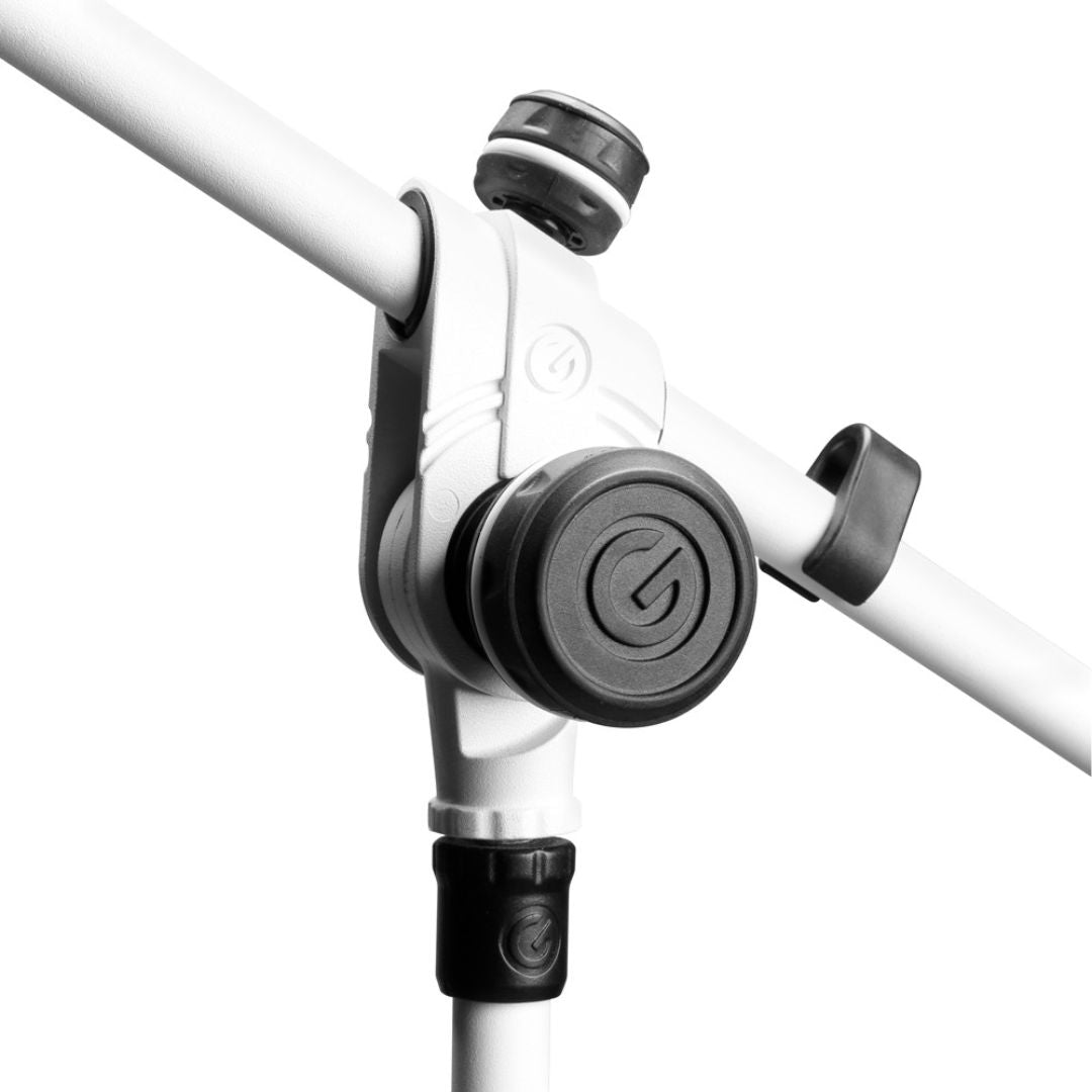 Gravity GMS4322W | Pedestal de Micrófono con Boom Telescópico Blanco