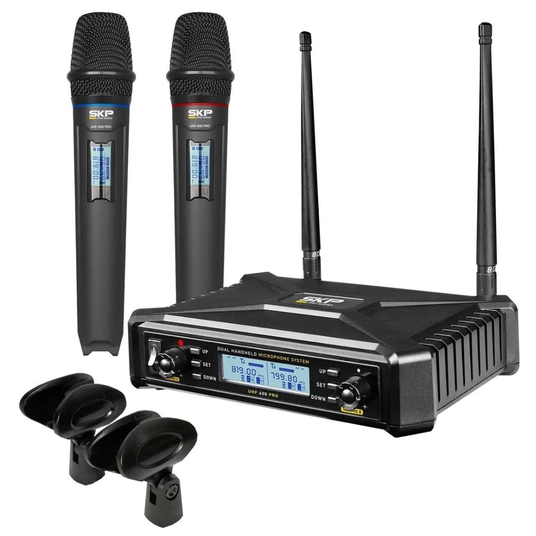 SKP PRO UH-600PRO | Sistema de Micrófonos Inalámbricos UHF Dual con 2 Micrófonos de Mano