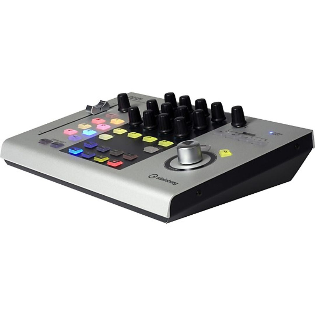 Yamaha Steinberg CC121 | Controlador DAW USB para Cubase con Fader Motorizado de 100 mm